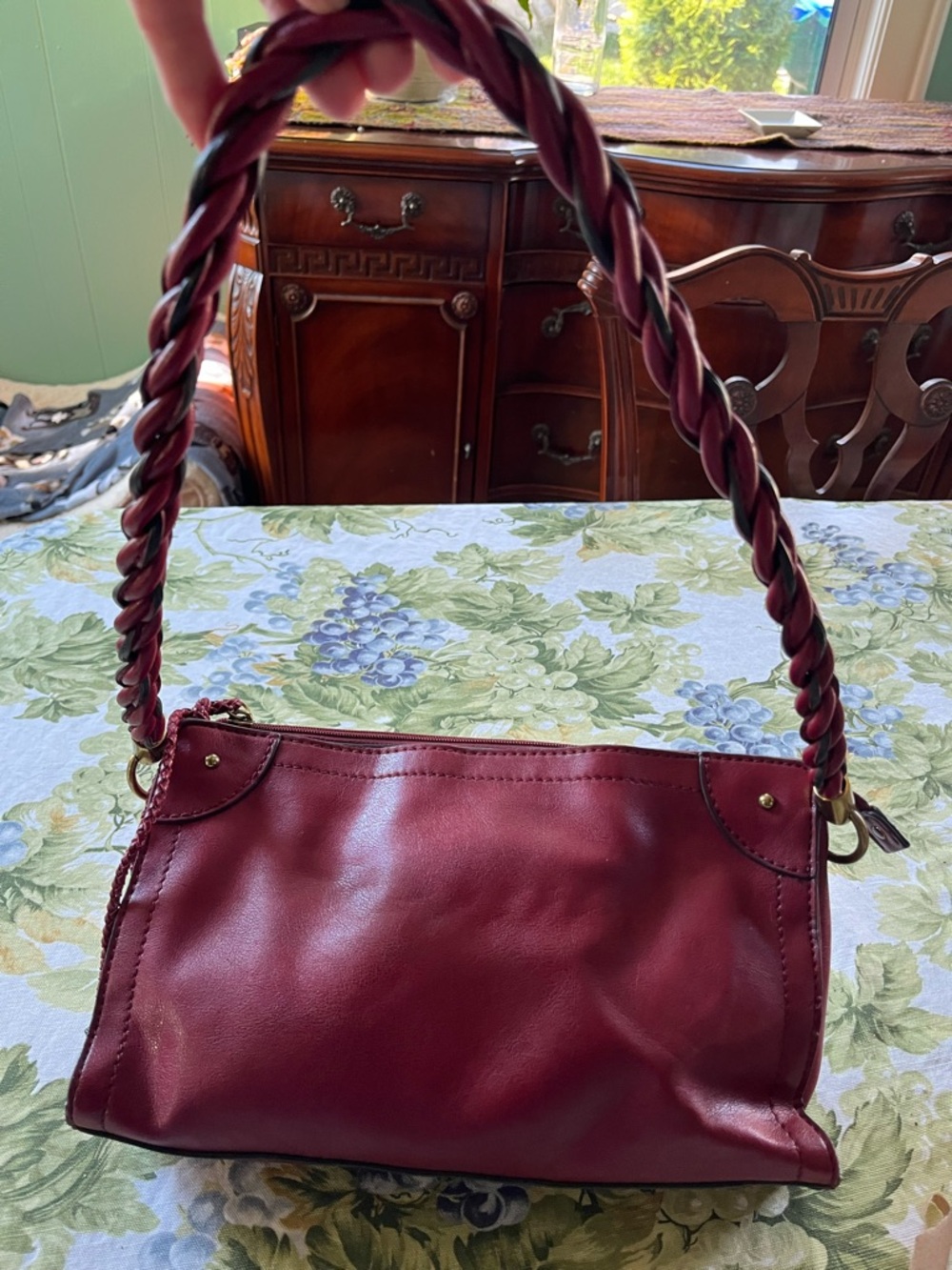 Leather RELIC Shoulder Bag in Burgundy - Classic Braided Handle
